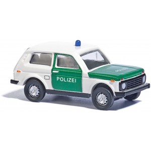 87110 Busch Автомобиль 2121 4х4 "Volkspolizei" масштаб 1/120 ТТ
