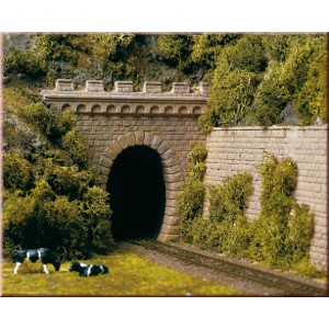 11342 (HO) Auhagen Однопутный тунельный портал