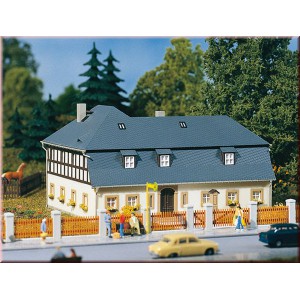 11385 (HO) Auhagen Дом Mühlenweg 1